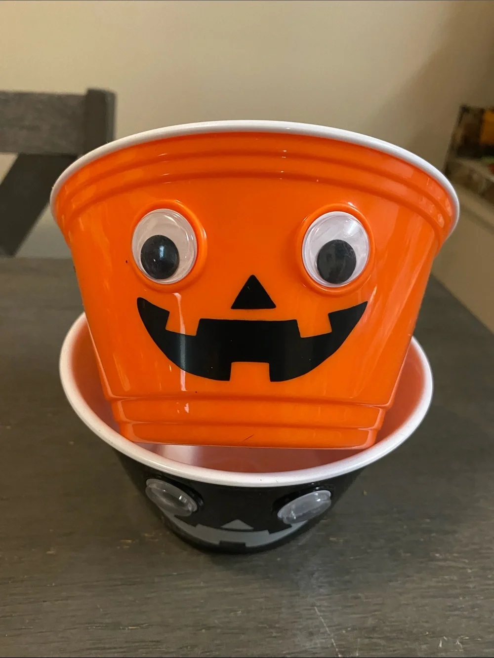 Halloween Jack-O'-Lantern Candy Buckets - Black and Orange